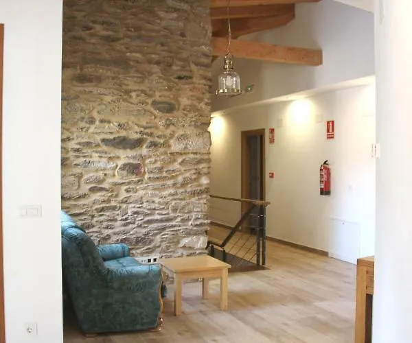 Otel O Trancallo Viana do Bolo